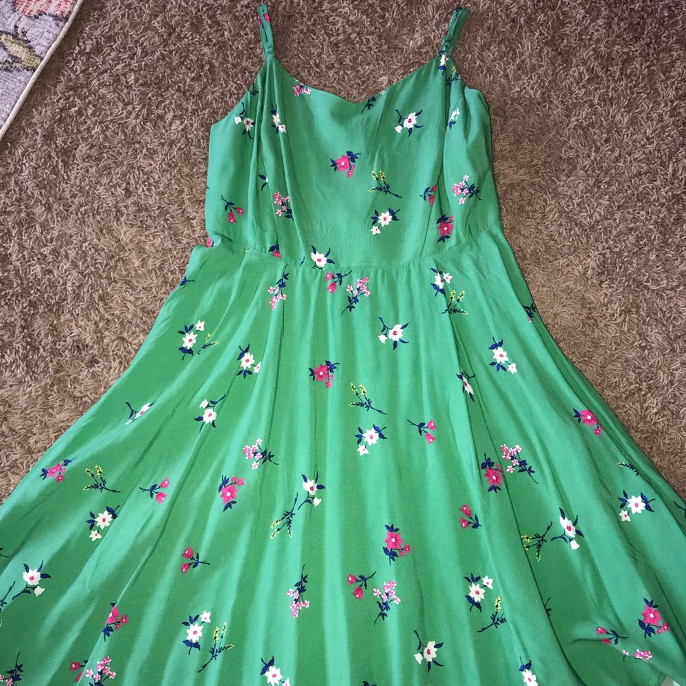 NWT old navy sundress! Gorgeous!! Flowing fit!!